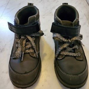 Kid's boots